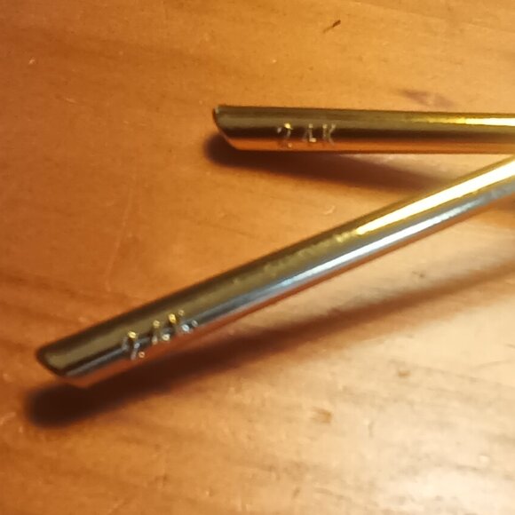 Gold Roses - Picture 3 of 3